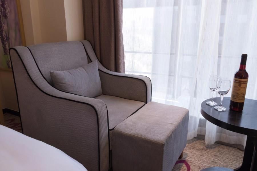 Lavande Hotel Luzhou Jiale Century City Εξωτερικό φωτογραφία